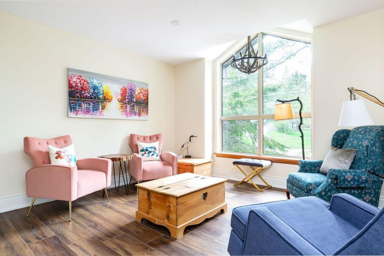 Public Area, Fairy Bay Lakehouse, Muskoka