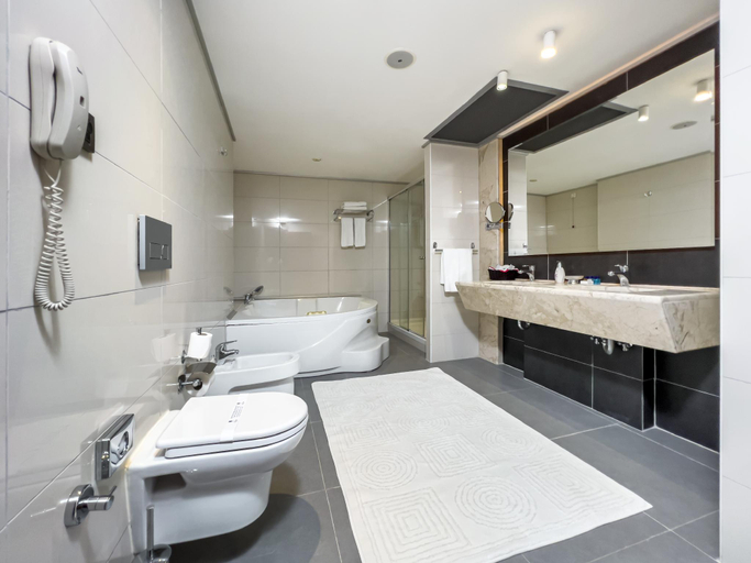Bathroom 3, SPA HOTEL COLOSSAE THERMAL, Akköy