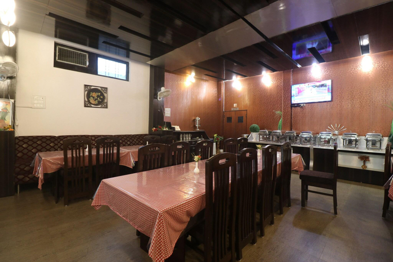 Food & Drinks 5, Hotel Mandakini, Garhwal