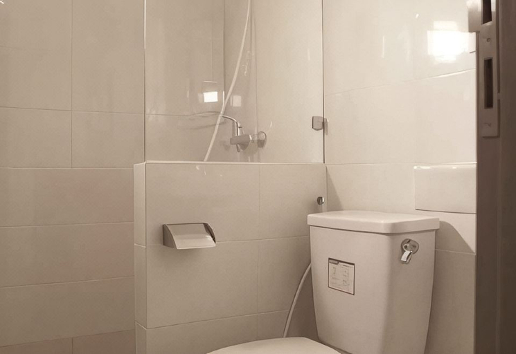 Bathroom 3, The Radiant Center Hotel, South Tangerang