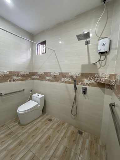 Bathroom 5, LaSersita Casitas and Water Spa Beach Resort by Cocotel, Mansalay