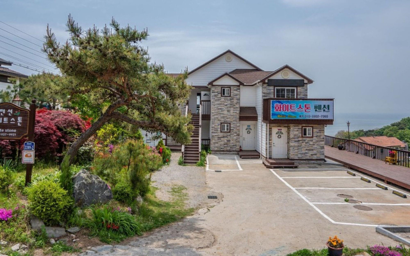Exterior & Views 2, Ganghwa White Stone Pension, Ganghwa