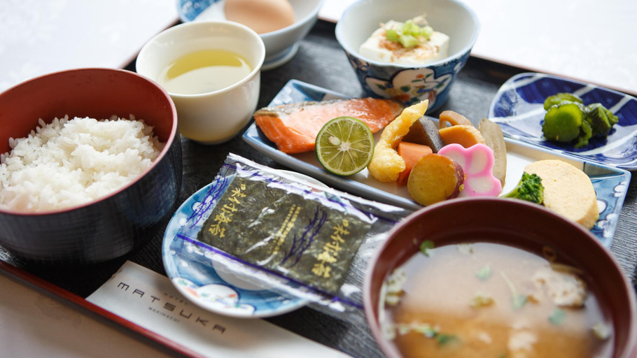 Food & Drinks 4, Business Hotel Matsuka, Mima