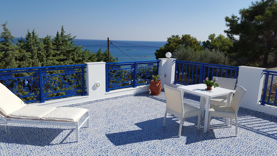 Public Area 4, Mediterraneo, South Aegean