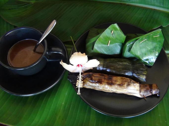 Food & Drinks 4, Tuaprodhome, Thai Mueang