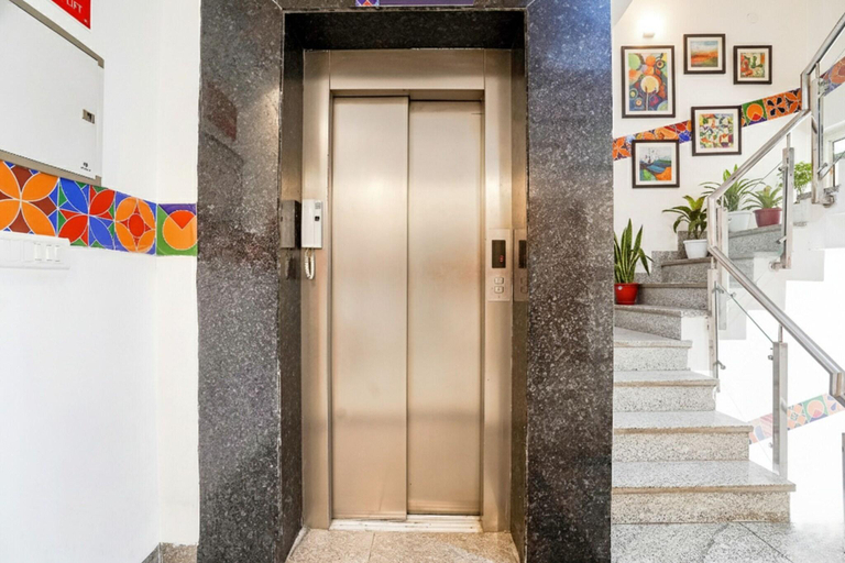 Public Area 5, FabHotel Emoji Stays, Gurgaon