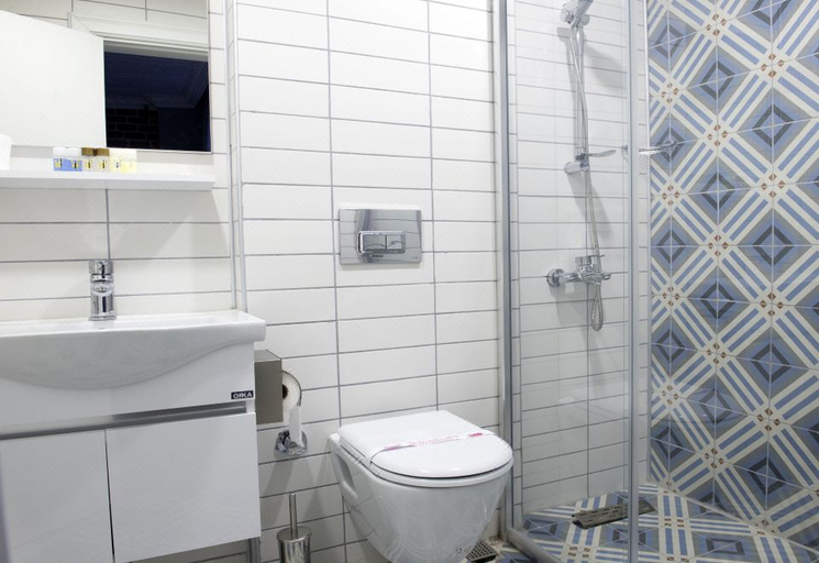 Bathroom, Luna Hotel Kaleiçi, Antalya