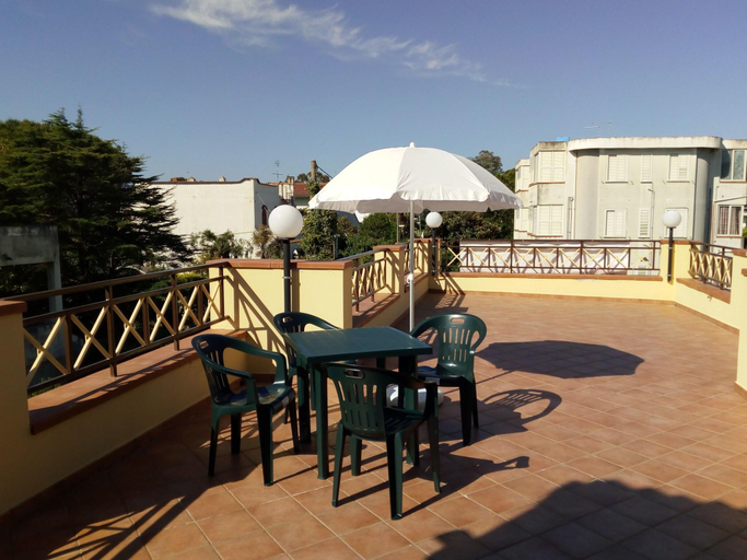 Others 3, Villa Paeonia, Salerno