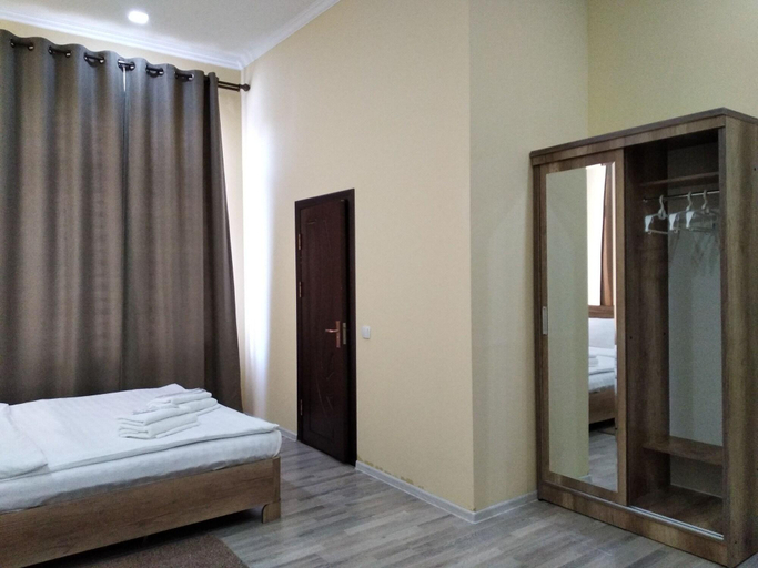 Bedroom 3, Chinor Garden Hotel, Qibray
