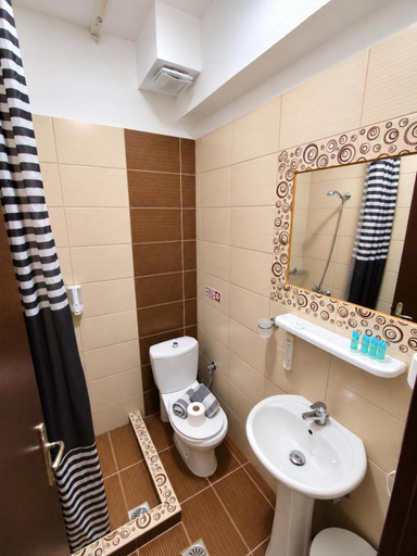 Bathroom, Hotel Paris, Central Macedonia
