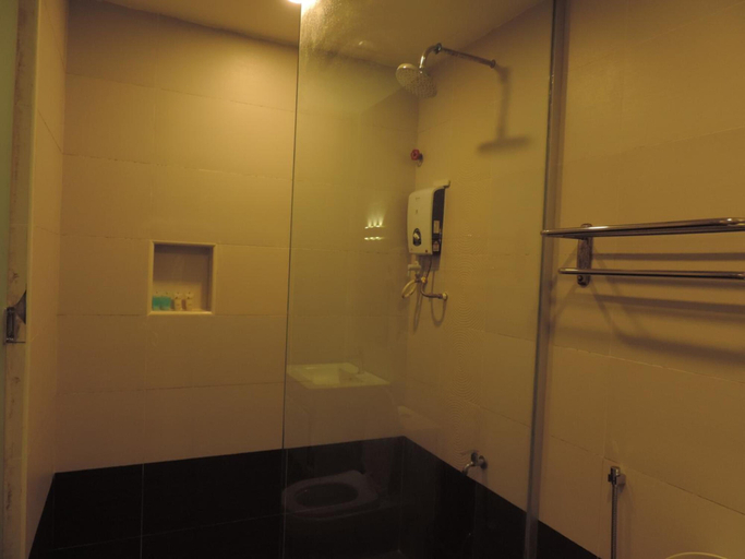 Bathroom 5, Golden Leaf Boutique Hotel, Johor Bahru
