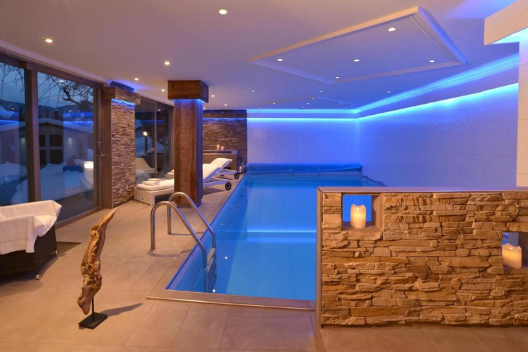 Sport & Beauty 5, Gastehaus Tanneck mit Hallenbad, Traunstein