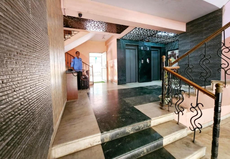 Public Area 3, Malik Guest House, Kolkata