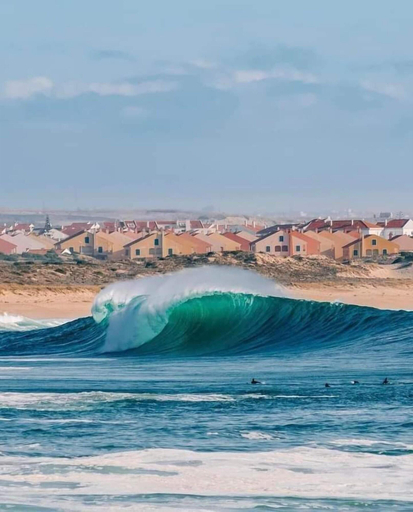 Beach 5, Freesurf Camp Hostel, Peniche