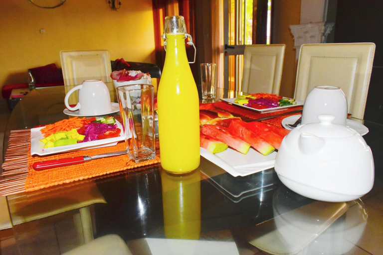 Food & Drinks 5, Ra Sidence Ha Telia Re Borel, Wouri