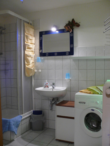 Bathroom 3, 4 JahresZeiten, Meißen