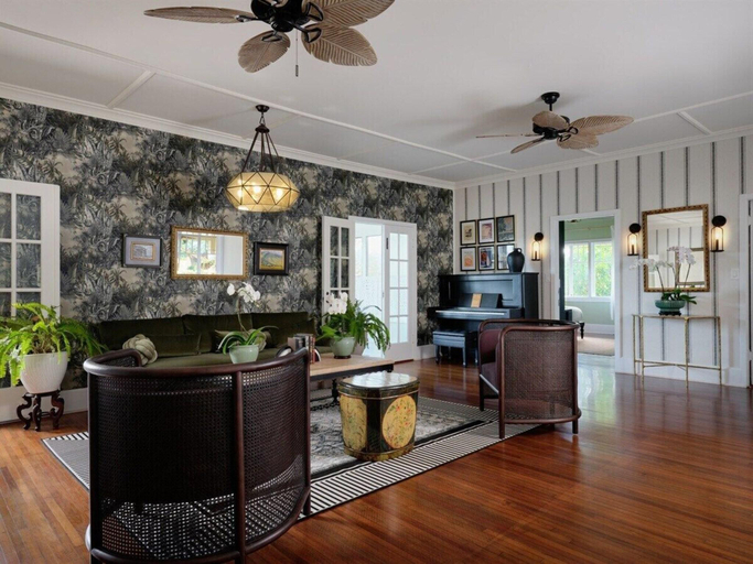Public Area, The Historic Wailuku Inn, Maui