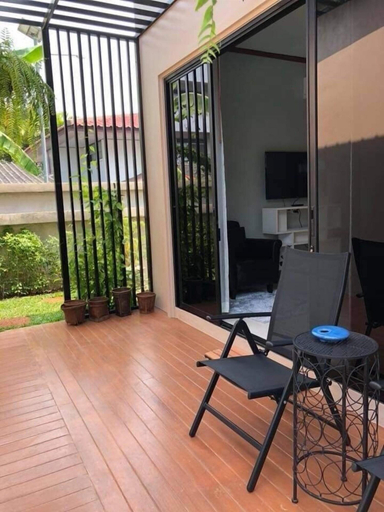 Others 5, Barbe La Maison, Hua Hin