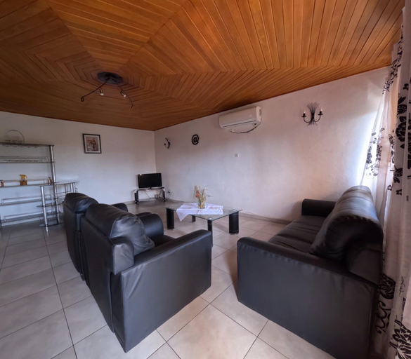 Public Area 2, Ra Sidence Ha Telia Re Borel, Wouri