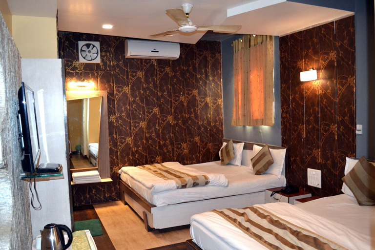 Bedroom, Hotel Swagat, Sirohi