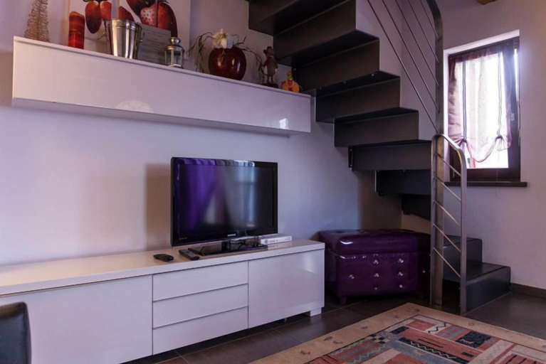 Bedroom 3, Residence Les Fleurs, Aosta