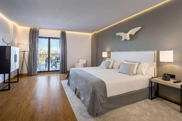 Bedroom 3, Barceló Aracena, Huelva