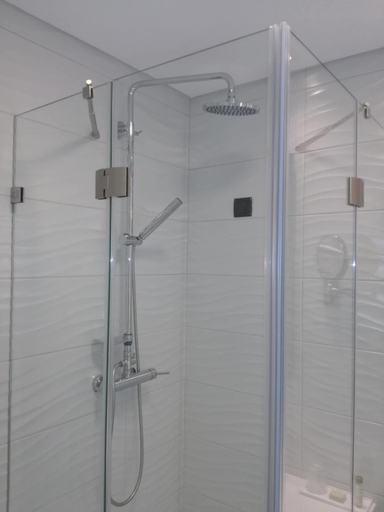 Bathroom 4, By The Beach, Nazaré