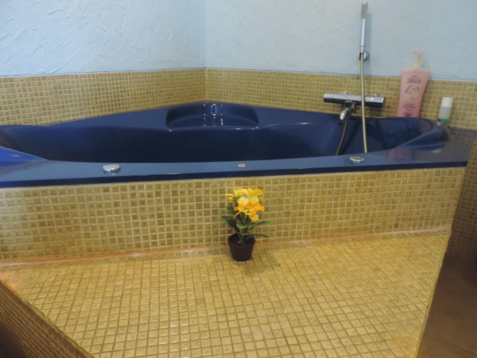 Bathroom 4, Roosseno Plaza Serviced Apartment, South Jakarta