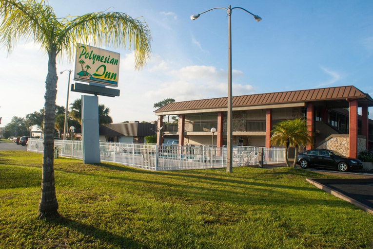 Exterior & Views 2, Polynesian Inn, Osceola