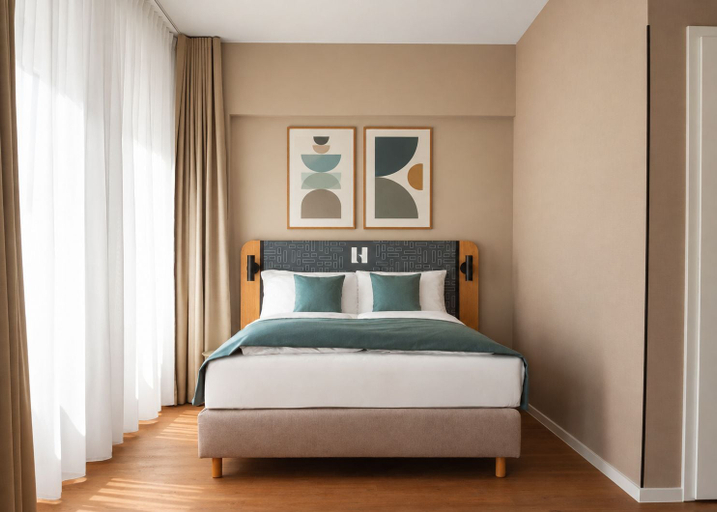 Primary image