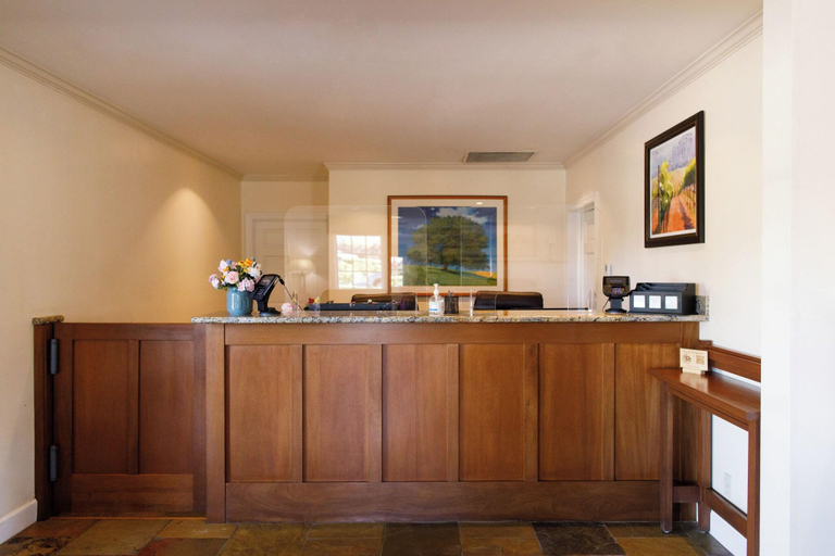 Public Area 2, El Bonita Motel, Napa