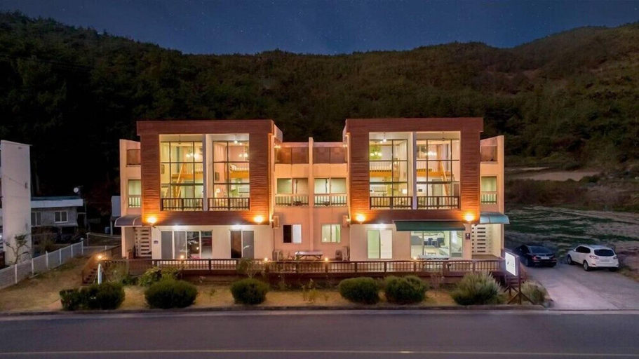 Exterior & Views 5, Dream Pension, Tongyeong