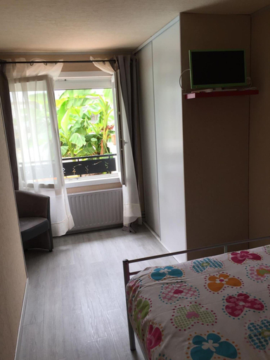 Bedroom 3, Jardin De Marceau, Gironde