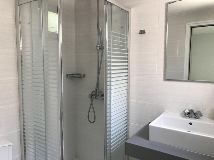 Bathroom 3, Oasis Hotel Prasonisi, South Aegean