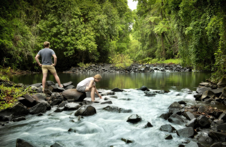 Sport & Beauty, Sharlynn By The River, Eacham