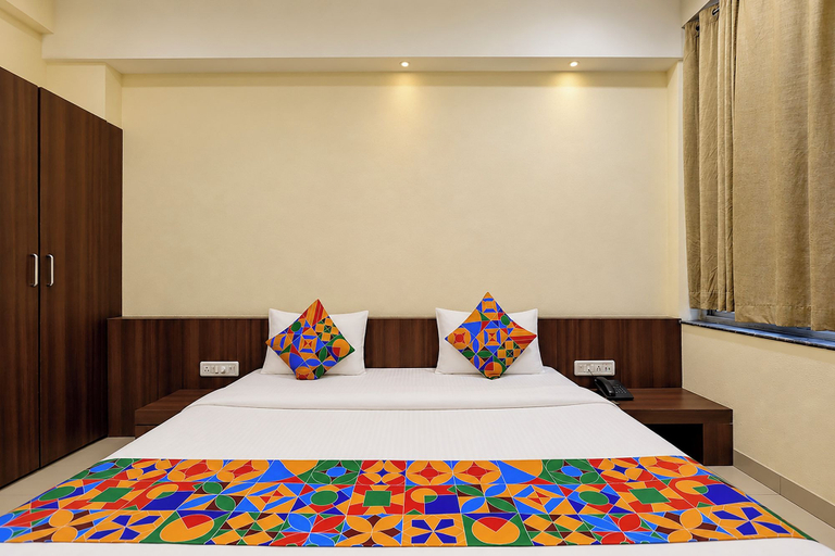Room 5, FabHotel La Banian, Indore