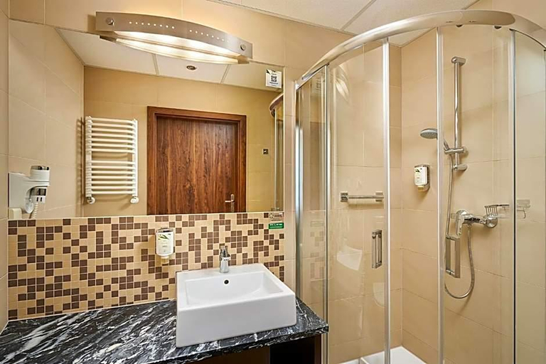 Bathroom 3, Hotel Victor Pruszków by DeSilva, Pruszków