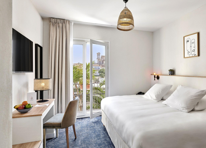 Bedroom 3, Hotel Le Suquet Cannes, Alpes-Maritimes