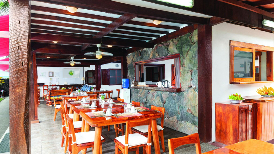 Restaurant 4, The Wooden House Lodge, Isabela