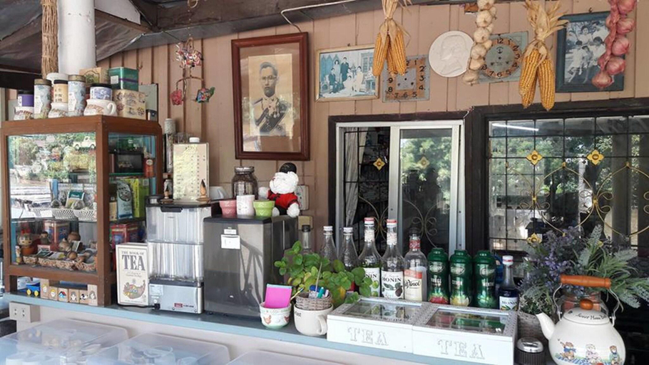 Food & Drinks 3, Tahjeen River Home, Doembang Nangbua
