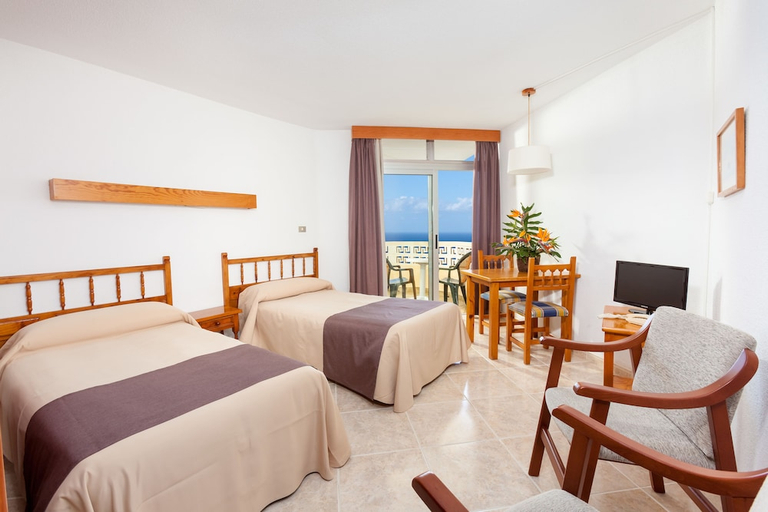 Bedroom 3, Aparthotel Panoramica Garden, Santa Cruz de Tenerife