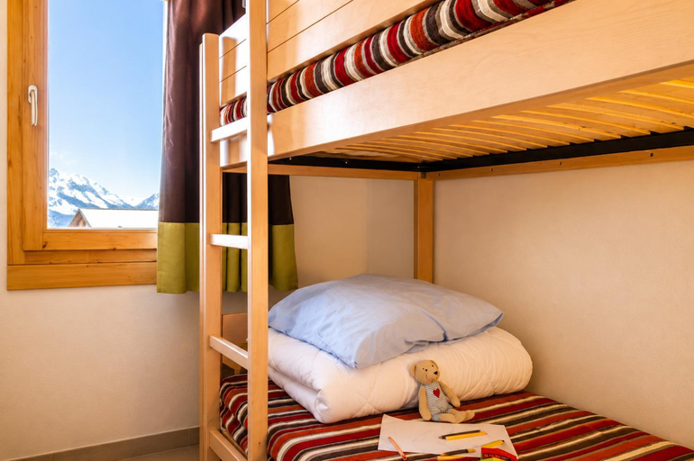 Bedroom 2, Résidence Les Gémeaux, Savoie