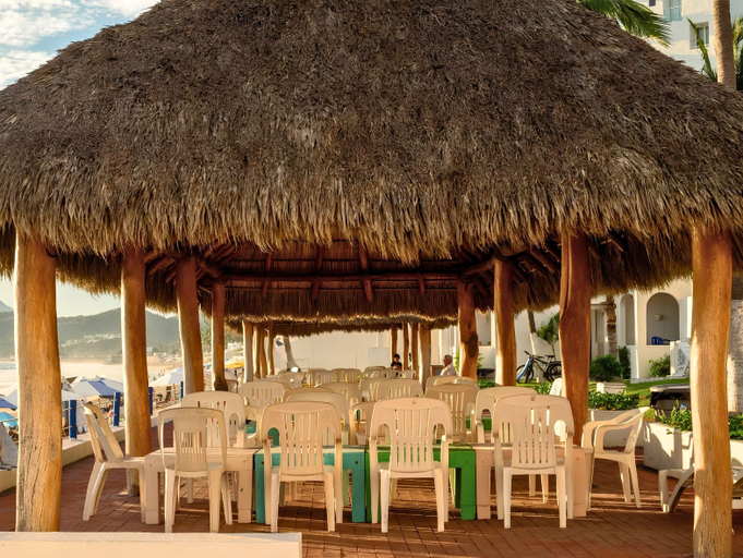 Food & Drinks, Bungalows Casablanca Alamar, Manzanillo