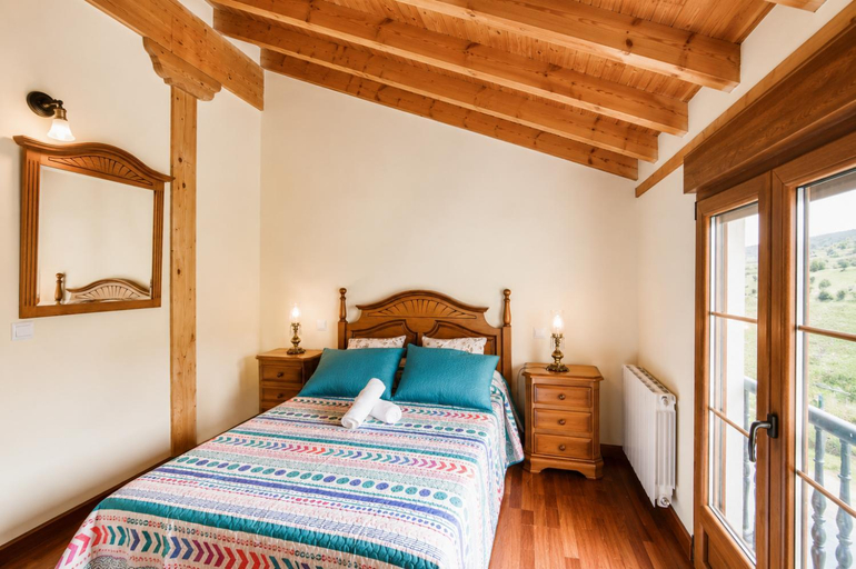 Bedroom 2, Precioso apartamento reformado en Liencres, Cantabria