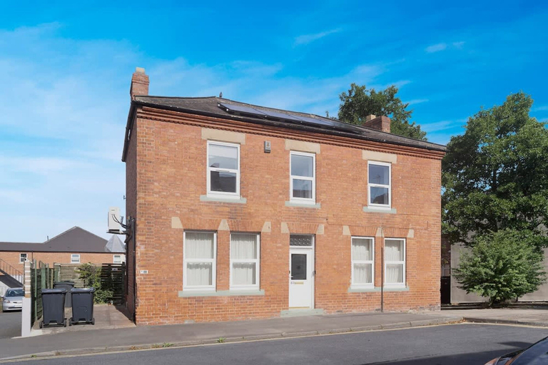 Room 4, 1 Bedroom With Sofa Bed Near Train Station, Darlington