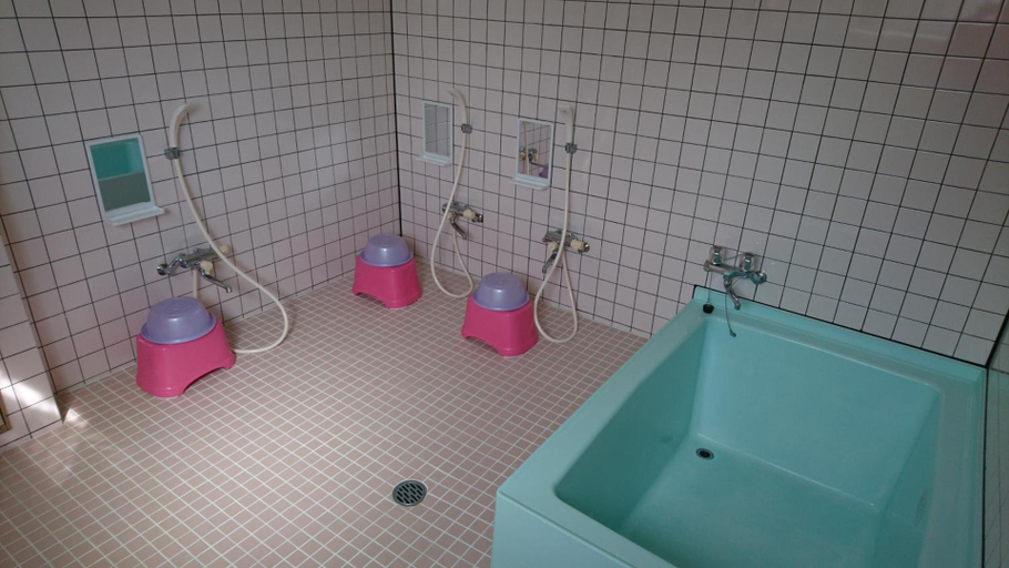 Bathroom 3, Fukurou, Kushimoto