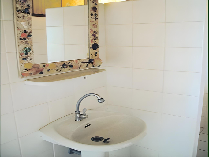 Bathroom, The Narima, Ko Lanta
