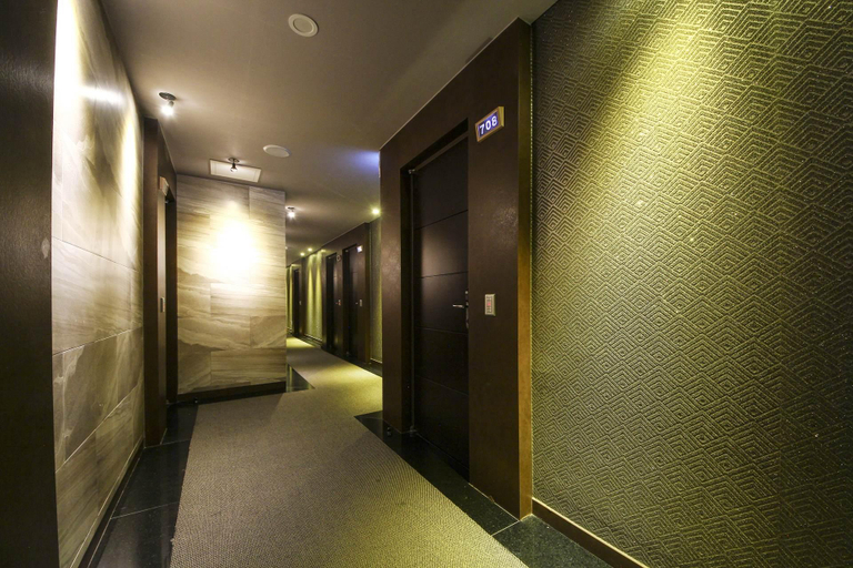 Others 5, Ever Tourist Hotel, Gyeyang