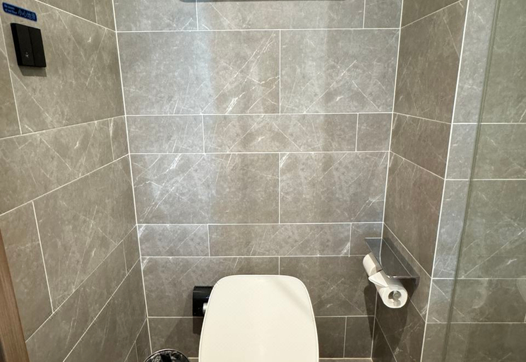Bathroom 3, Orange Hotel Qingdao Zhanqiao Railway Station, Qingdao