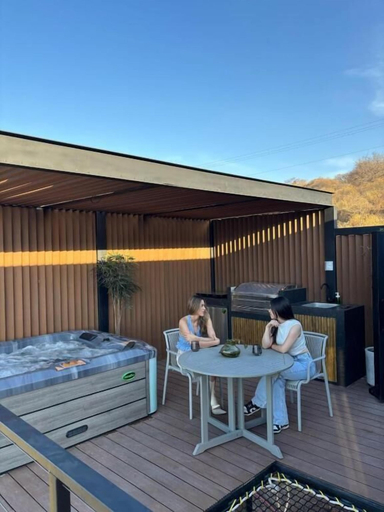 Outdoor dining, LUA Capsule Rooms